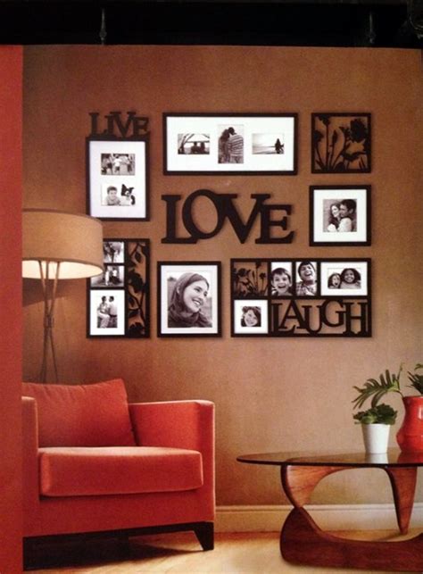 A blank wall is perhaps one of the most daunting challenges in decorating. 40 Simple But Fashionable Living Room Wall Decoration Ideas - Bored Art