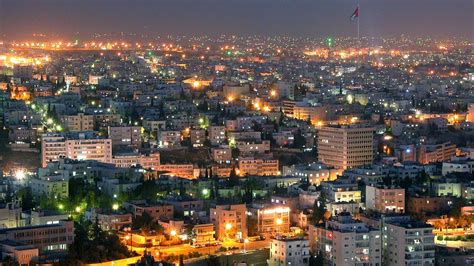Nach dem besuch der altstadt finden sie zur abendlichen unterhaltung restaurants und boutiquen in unmittelbarer nähe. Städtereisen Amman - Reisen & Kurzurlaub bei Expedia.de