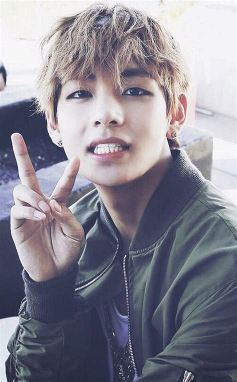 Maybe you would like to learn more about one of these? Biodata dan Fakta V BTS (Kim Taehyung)