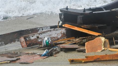 Italy Shipwreck 59 Dead After Migrant Boat Breaks Apart Ctv News