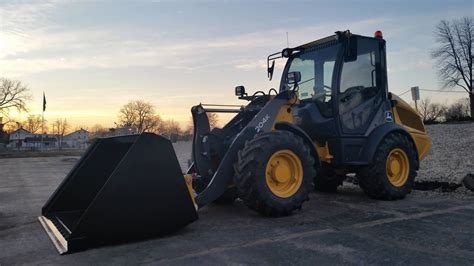 Custom Buckets For Skid Steers Compact Tractors Loaders Berlon