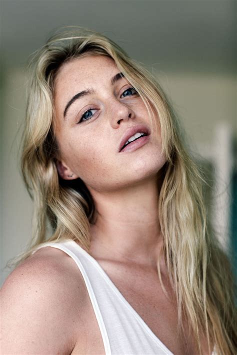 Iskra Lawrence Nude And Sexy 42 Photos Thefappening