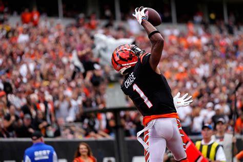 How Bengals Wr Jamarr Chases Week 1 Efforts Show His Impossibly High