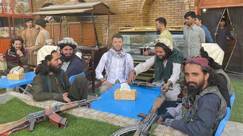 Mehmet Akif Ersoy (Gazeteci Habertürk sunucusu) kim, nereli, kaç