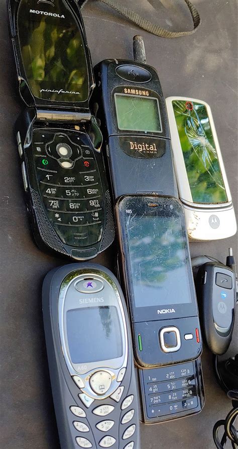 Lot Vintage Mobile Phones Mix Brand Collection Old Electronic Etsy