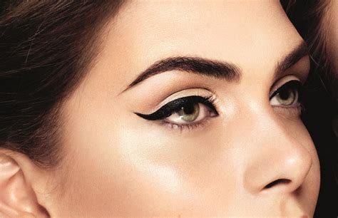 On Trend Winged Eyeliner Activeskin Beauty Blog