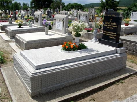 Join to listen to great radio shows, dj mix sets and podcasts. Hercegkútról