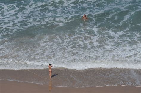 Ver O Ao Natural As Melhores Praias De Nudismo Em Portugal Sapo Viagens