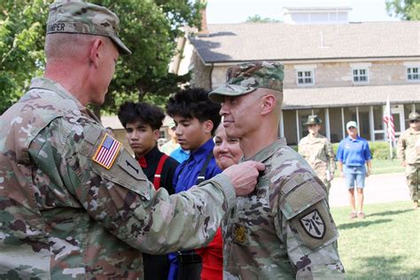 Ceremony Welcomes Burnley As Fort Sill Csm Article The United