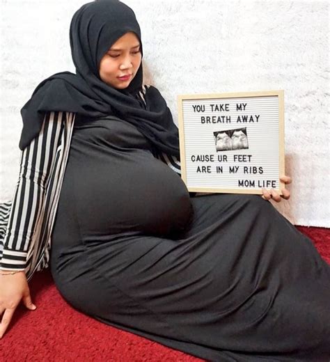 Pin By Amir Hyqal On Maternity Pictures In 2022 Gambar Hamil Gaya Ibu Hamil Wanita Hamil