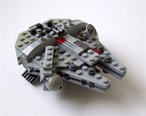 Using Hundreds Of LEGO Star Wars Mini Spaceships To Create Huge Battles Lego Star Wars Mini