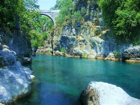 Bu kamp alanında sadece çadır kampçıları gelmiyor daha sıcak daha samimi bir ortam var. Köprülü Kanyon Gezilecek Yerleri - Antalya | Gezilmesi ...