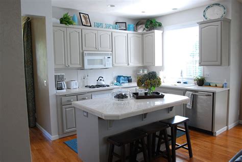 But take heart, they don't call it a process for nothing. Small Kitchen Designs Photo Gallery Best Colors Layout ...