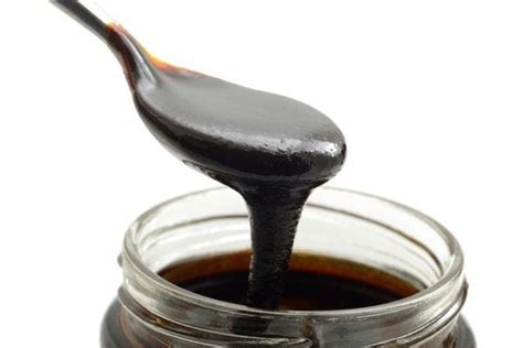 Blackstrap Molasses Benefits That Will Convince You To Get A Jar