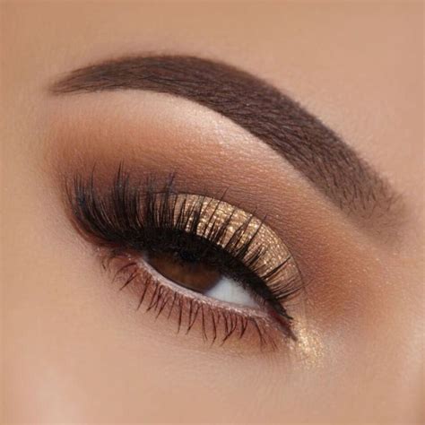 30 Beautiful Prom Makeup Ideas For Brown Eyes Worldoutfits Golden Eye Makeup Eyeshadow