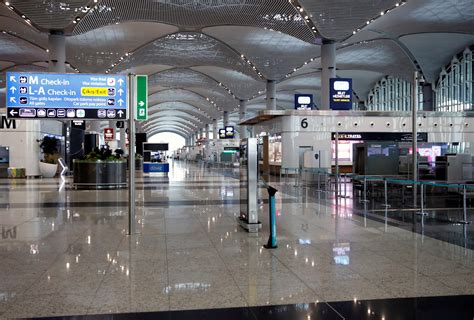 Is Istanbul airport safe for US citizens? 2