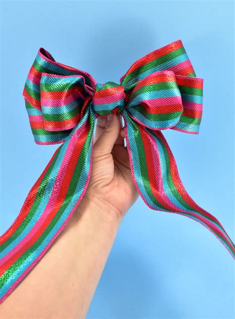 How To Make Perfect Bows With A Diy Bow Maker ⋆ Dream A Little Bigger