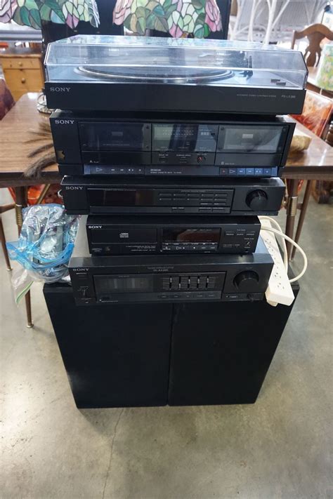 Sony 5 Piece Stereo Component System W 2 Speakers Big Valley Auction