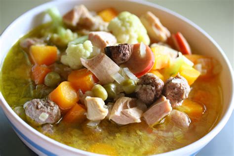 6.694 resep sop ayam ala rumahan yang mudah dan enak dari komunitas memasak terbesar dunia! Resep Masakan Sup Ayam Jagung Manis - Masakan hari ini