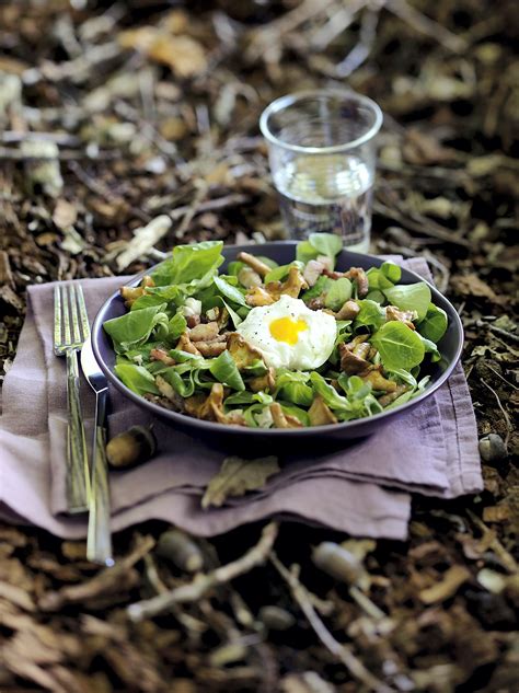 Mushroom And Banana Salad Recipe In 5 Steps 15 Min Chefsane