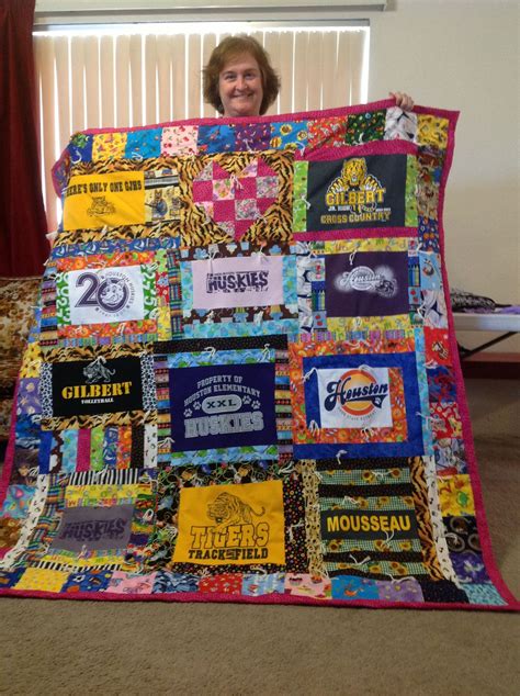 T Shirt Quilt Totally Want To Try This Now I Know What To Do With All