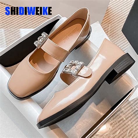 2022 Rhinestone Lolita Shoes Woman Japanned Leather Flats Square Low