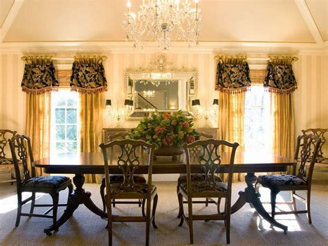 Axis silver dining room inspiration. 15+ Amazing and Elegant Gold and Black Diningroom ...