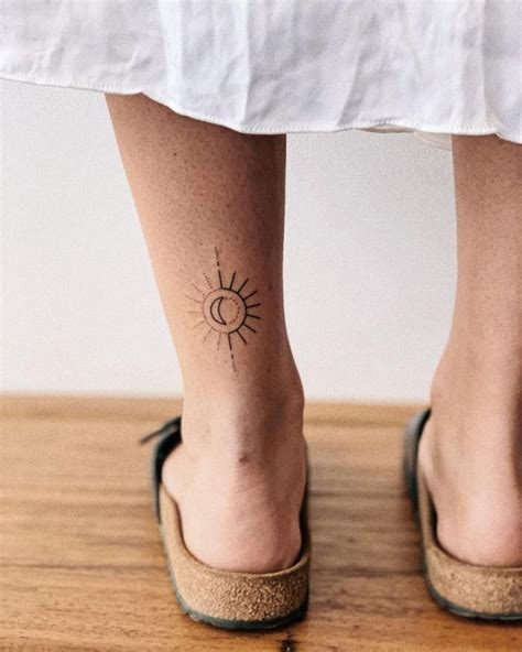 Tatuagem De Sol Saiba O Significado E Confira Lindas Fotos Para Se