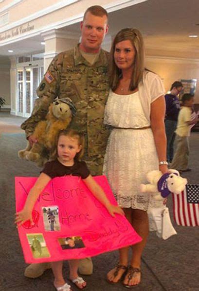 Military Wifes Amazing Surprise For Husband 6 Pics