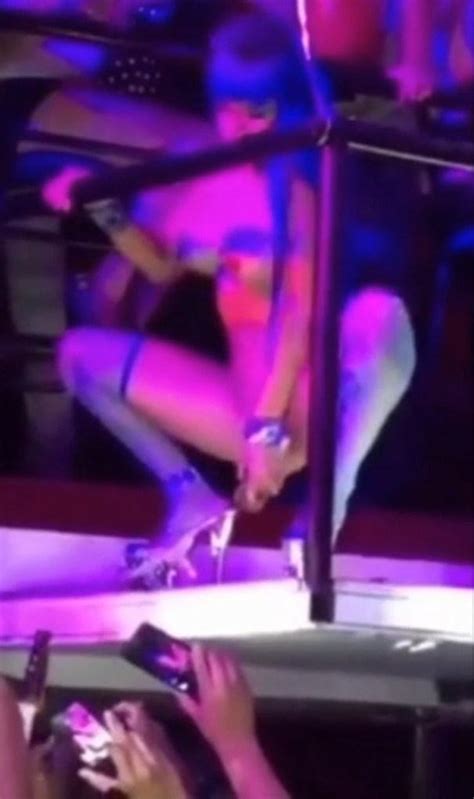 Cardi B Nude Stage Stripper Pussy Bottle Video Leaked Influencerchicks