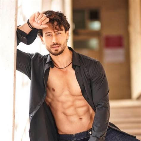 Discover Tiger Shroff Ring Super Hot Awesomeenglish Edu Vn