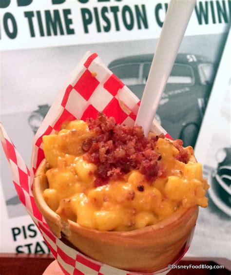 Its Back Bacon Mac And Cheese Bread Cone At Disney California Adventure