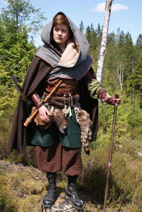 Pin By Laura Mackenzie On Viking Woman Larp Fantasy Costumes