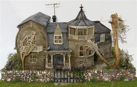 Munsters House Model Trains Munsters House Model Train Layouts