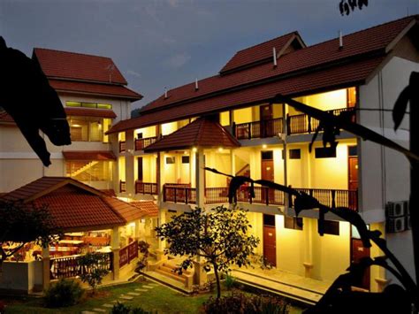 Tiada lif disediakan sebab bangunan ni hanya 2 tingkat je. eRYA by SURIA Janda Baik in Bentong - Room Deals, Photos ...