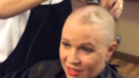 Espns Holly Rowe Shows Bald Is Beautiful While Facing Second Bout With Cancer Sporting News