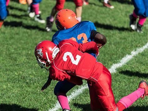 Illinois Proposed Ban On Youth Tackle Football Dead For Now