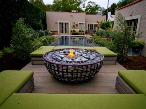 20 Cool Metal Fire Pit Designs To Warm Up Your Backyard Or Patio