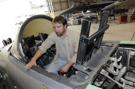 F 15 Maintainers Work To Replace Faulty Longerons Robins Air Force