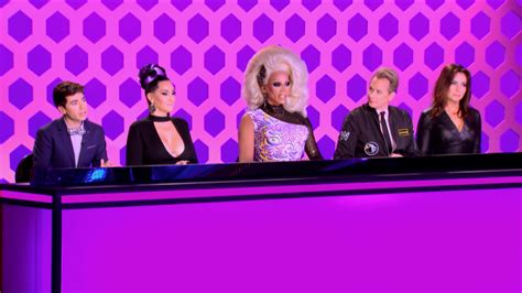 Watch Rupauls Drag Race Season 9 Episode 9 Your Pilots On Fire