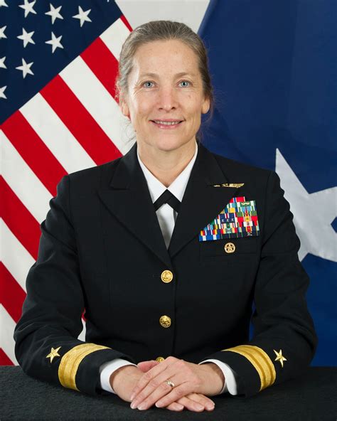 Shoshana Chatfield Will Be The Us Naval War Colleges First Woman President