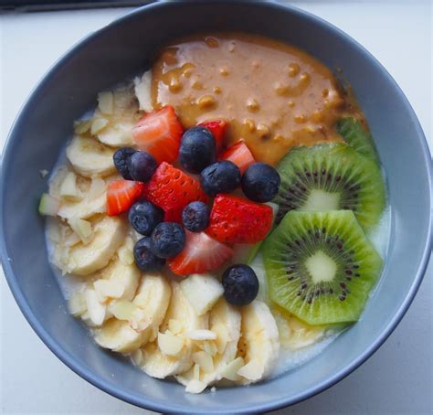 Healthy Breakfast Ideas: Yoghurt, Fruit and Nut Butter Delight