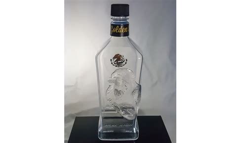 Join the fastest growing student social network. Premium, Embossed Glass Package Wins Student Competition ...