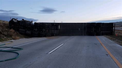 Overturned Semi Blocks Lanes Of Highway 46 Near Shandon News Channel 3 12