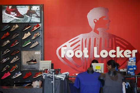 Foot Locker Ceo ‘malls Are Far From Dead Wsj