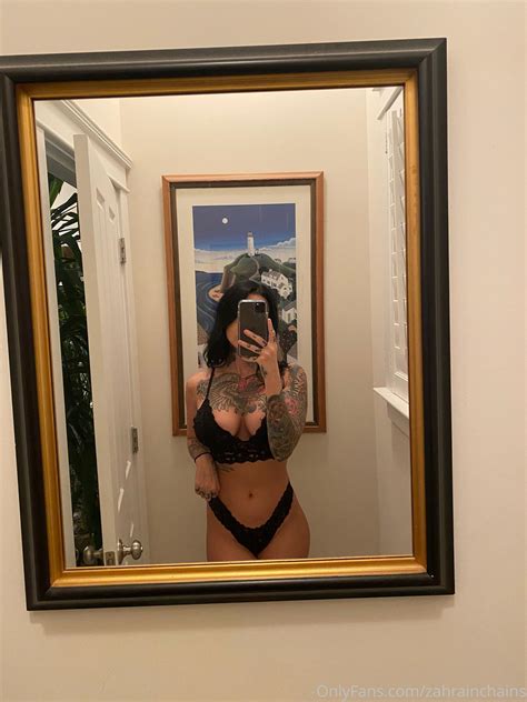 Zahra Schreiber Zahrainchains Nude Onlyfans Leaks 27 Photos Thefappening