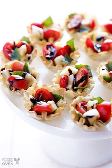 Sometimes the best appetizers and finger foods are the ones with the least amount of ingredients. Cute ideas for easy finger food desserts | We Know How To ...