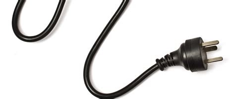 How To Replace An Extension Cord Plug