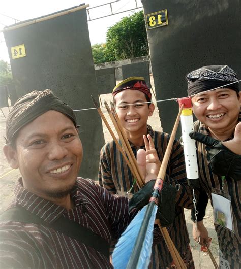 Your guide in the world of telegram channels. Klinting! Sekolah ini Berhasil Membawa Pulang Piala ...