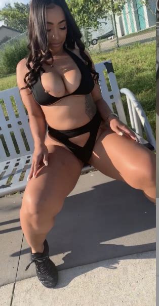 Robyn Banks Fine Ass Shesfreaky